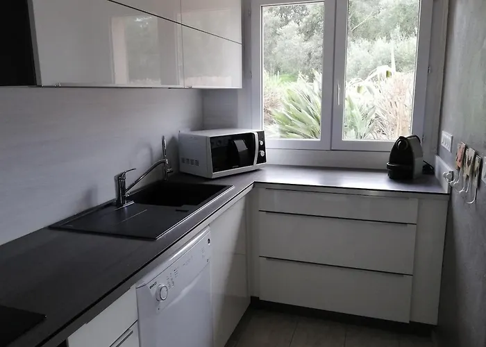 Les Palmiers Pool View Of Bavella Sainte-Lucie-de-Porto-Vecchio